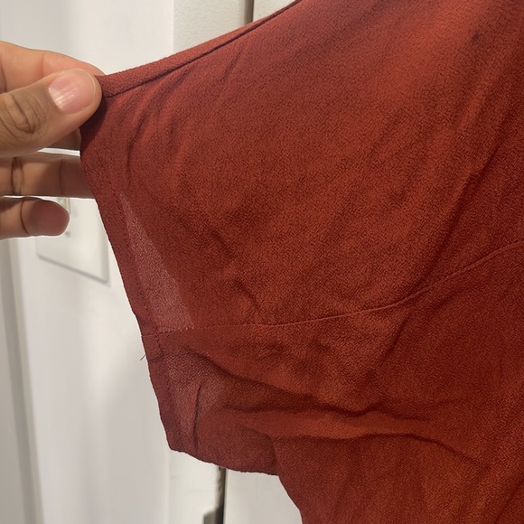 MADEWELL Rust Red Short Sleeve V-Neck Rhyme Top - Picture 6 of 11